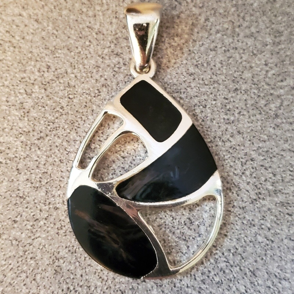 Teardrop Pendant